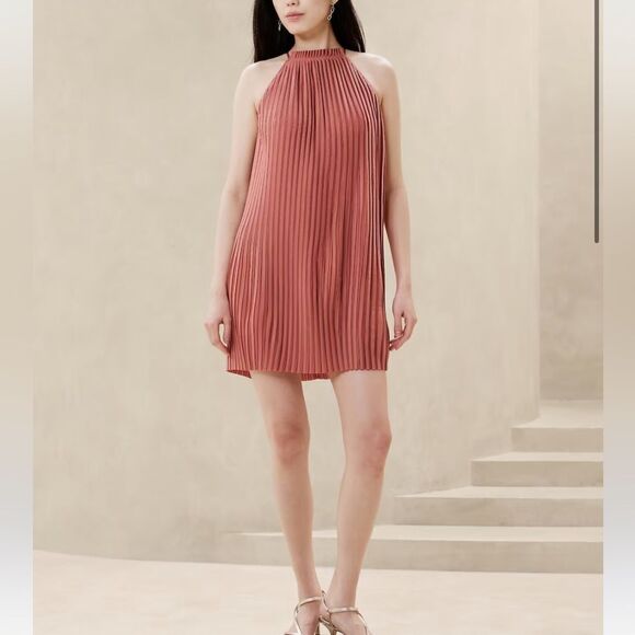 Banana Republic Dresses & Skirts - Banana Republic Pink Amaretti Pleated Sleeveless Dress, Size L, NWT